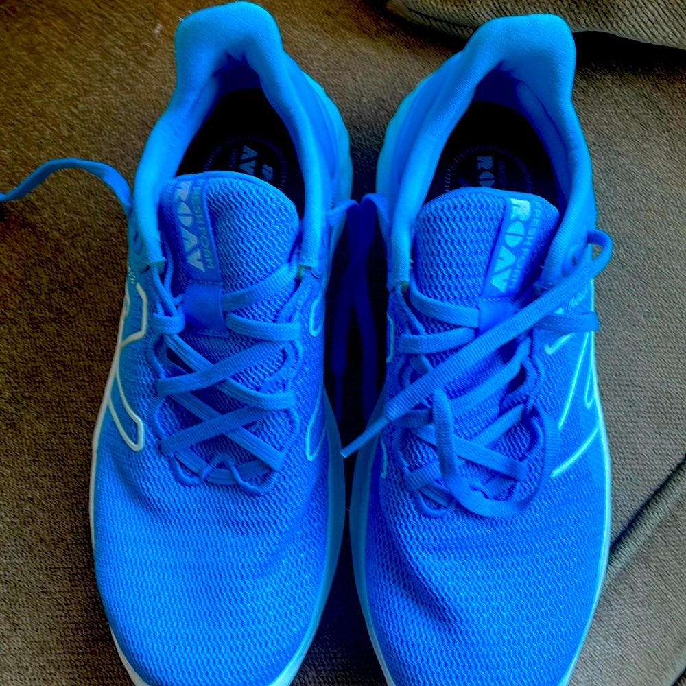 New Balance Fresh Foam Roav2